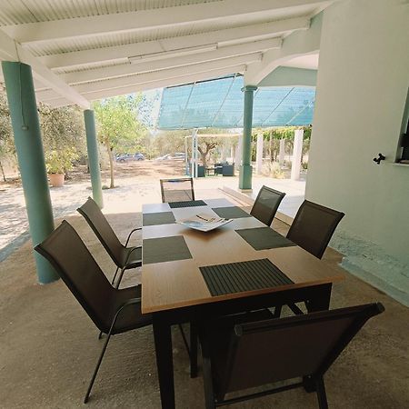 Ninemia Country House Vromonerion Bagian luar foto
