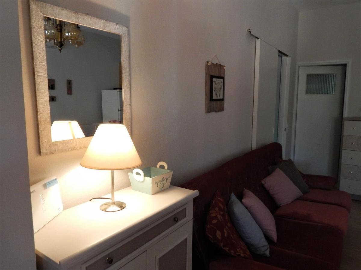 Ninemia Country House Vromonerion Bagian luar foto